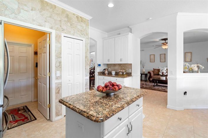 Image No.14-4 Bed House for sale