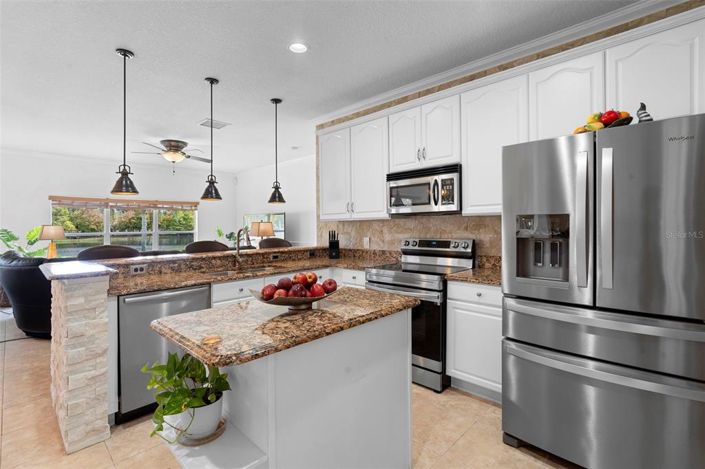 Image No.15-4 Bed House for sale