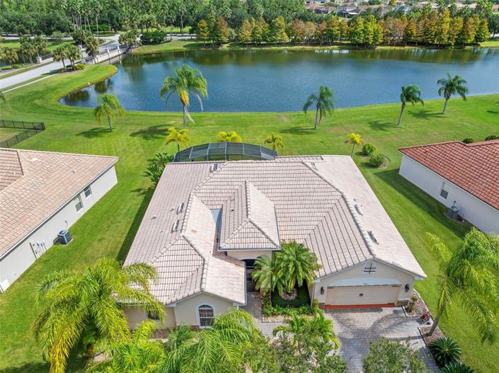 Image No.2-4 Bed House for sale