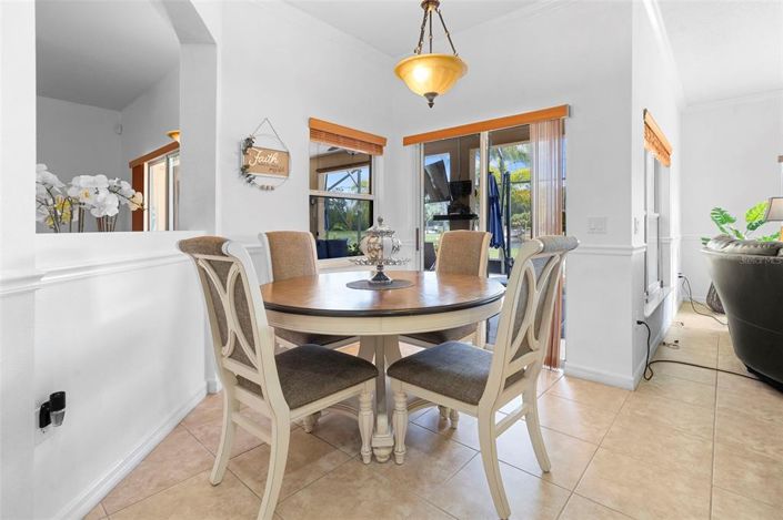 Image No.20-4 Bed House for sale