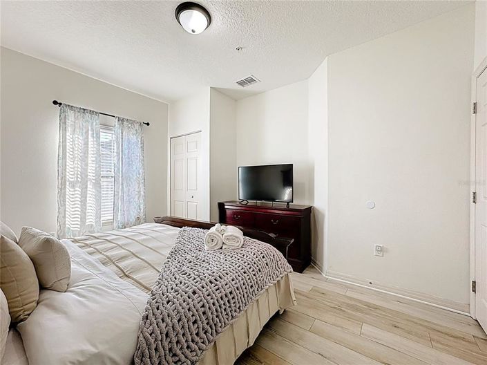 Image No.16-3 Bed Townhouse for sale