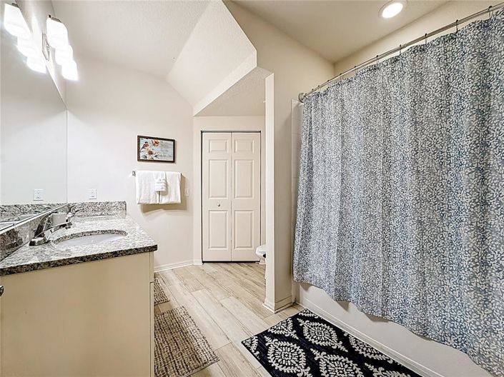 Image No.24-3 Bed Townhouse for sale