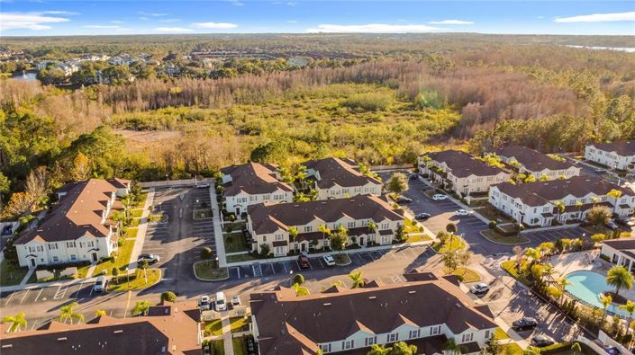 Image No.30-3 Bed Townhouse for sale