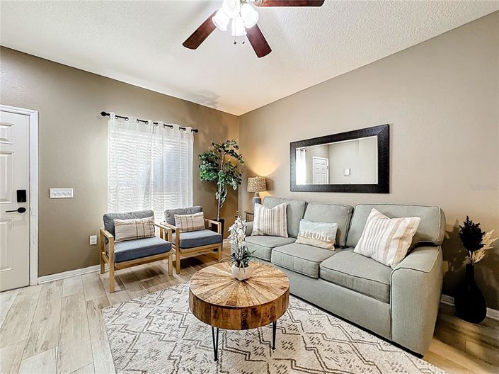 Image No.5-3 Bed Townhouse for sale