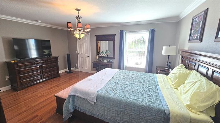 Image No.60-4 Bed House for sale