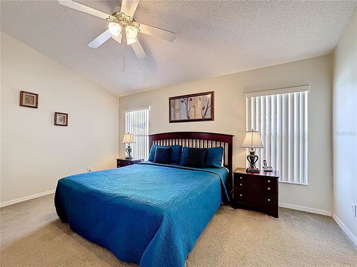 Image No.18-4 Bed House for sale