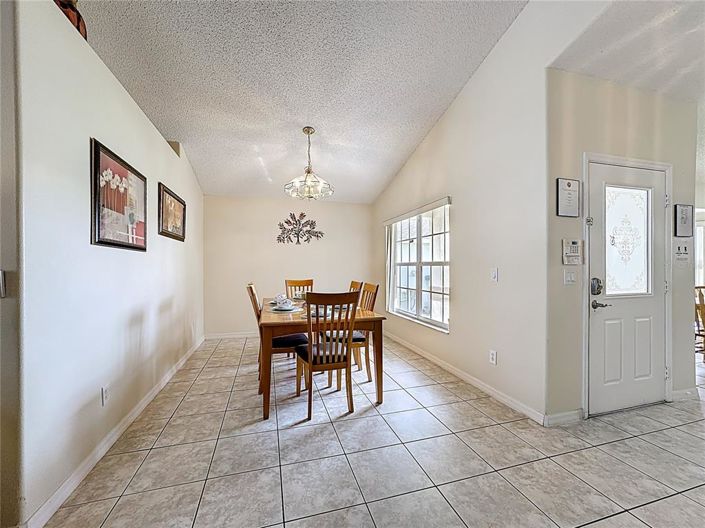 Image No.7-4 Bed House for sale