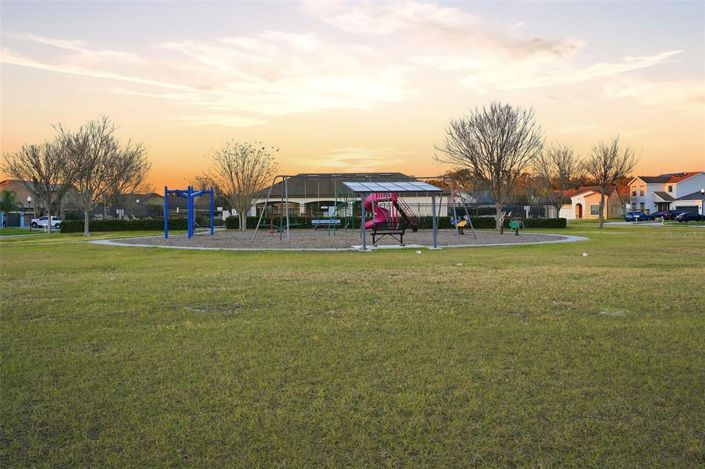 Image No.37-5 Bed House for sale