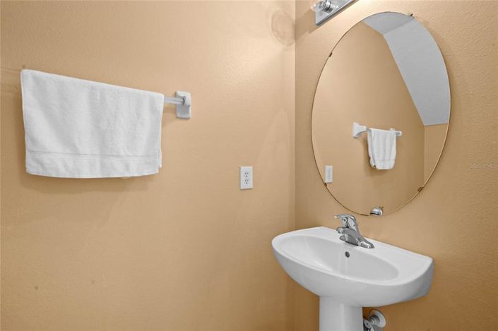 Image No.22-6 Bed House for sale