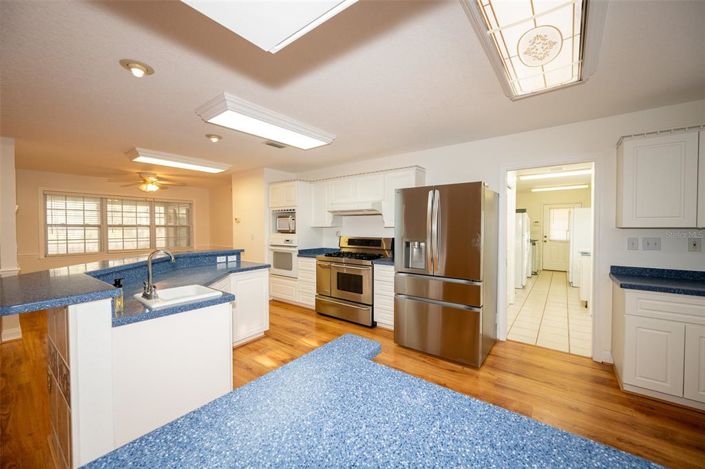 Image No.14-3 Bed House for sale