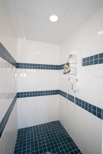 Image No.23-3 Bed House for sale