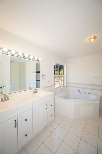 Image No.25-3 Bed House for sale