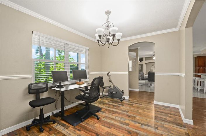 Image No.6-4 Bed House for sale