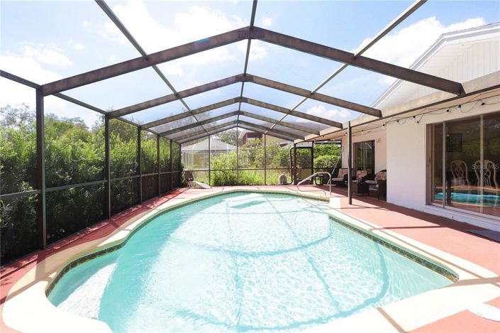 Image No.21-2 Bed House for sale