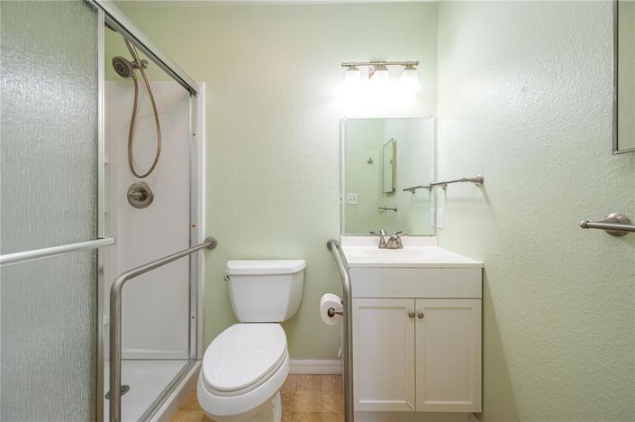 Image No.17-2 Bed House for sale