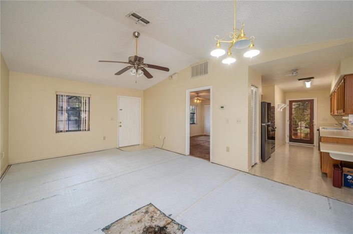 Image No.7-2 Bed House for sale