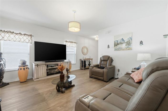 Image No.5-3 Bed House for sale