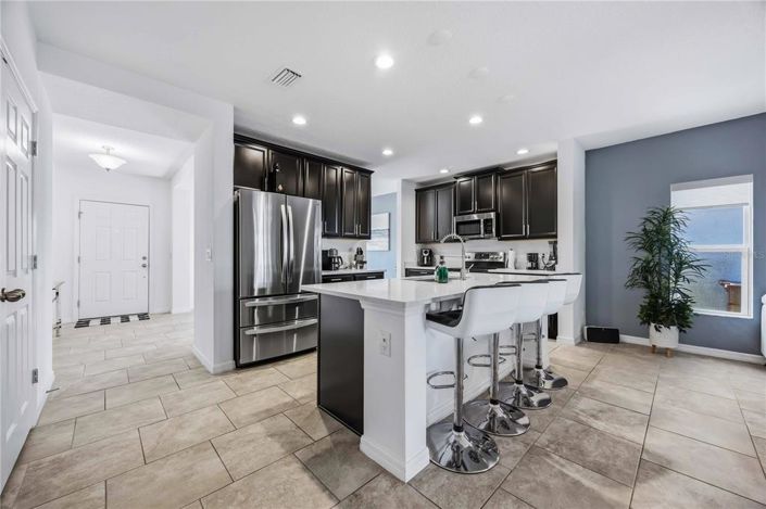 Image No.10-3 Bed House for sale