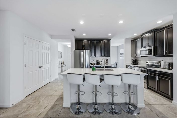 Image No.13-3 Bed House for sale