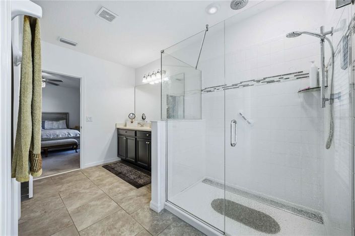 Image No.21-3 Bed House for sale