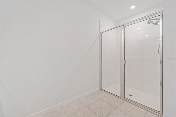 Image No.20-3 Bed House for sale