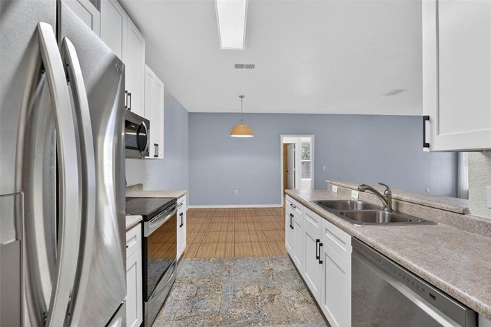 Image No.12-2 Bed Apartment for sale