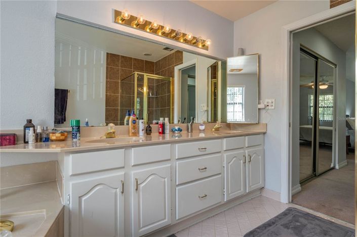 Image No.9-Maison de ville de 3 chambres à vendre à Saint John