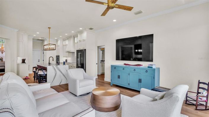 Image No.31-3 Bed House for sale