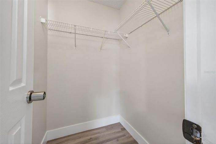 Image No.28-4 Bed House for sale