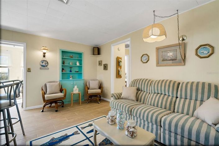 Image No.3-2 Bed House for sale