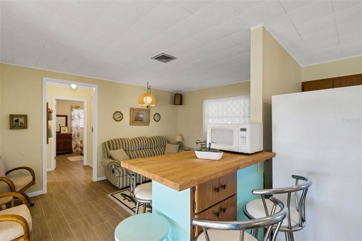 Image No.7-2 Bed House for sale