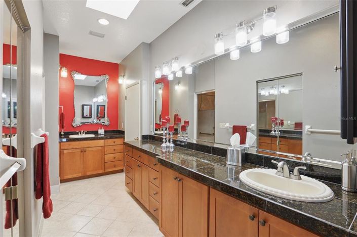 Image No.23-3 Bed House for sale