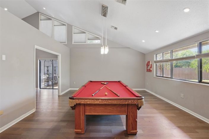 Image No.9-3 Bed House for sale