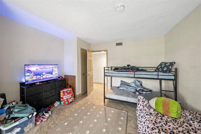 Image No.22-2 Bed Apartment for sale