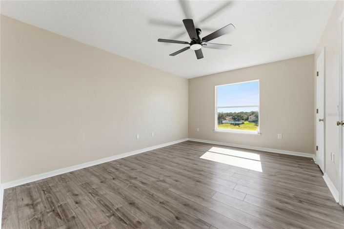 Image No.30-5 Bed House for sale