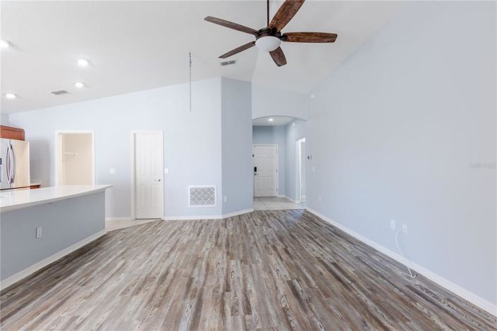 Image No.12-Maison de 4 chambres à vendre à Saint John