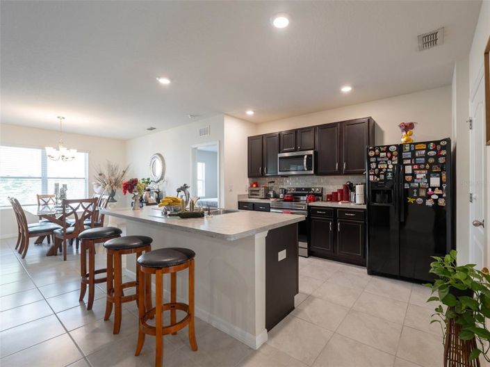 Image No.8-3 Bed House for sale