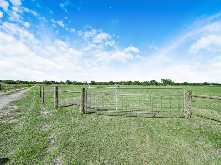 Image No.26-3 Bed House for sale