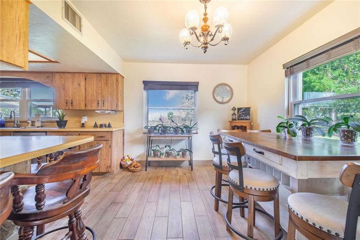 Image No.15-4 Bed House for sale