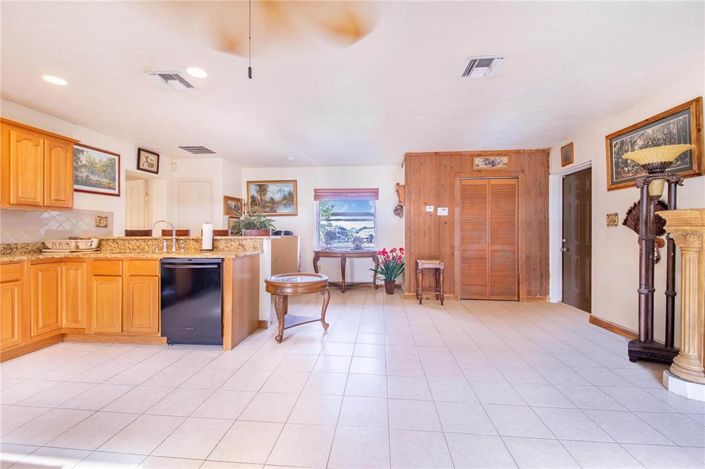 Image No.49-4 Bed House for sale