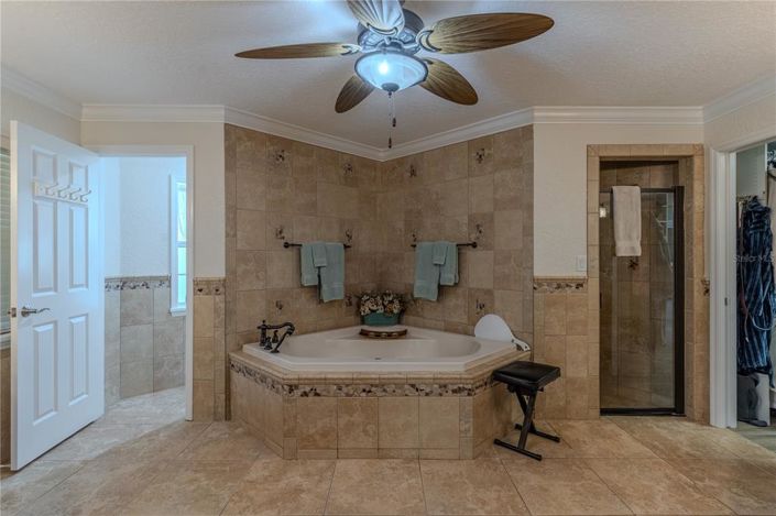 Image No.20-4 Bed House for sale