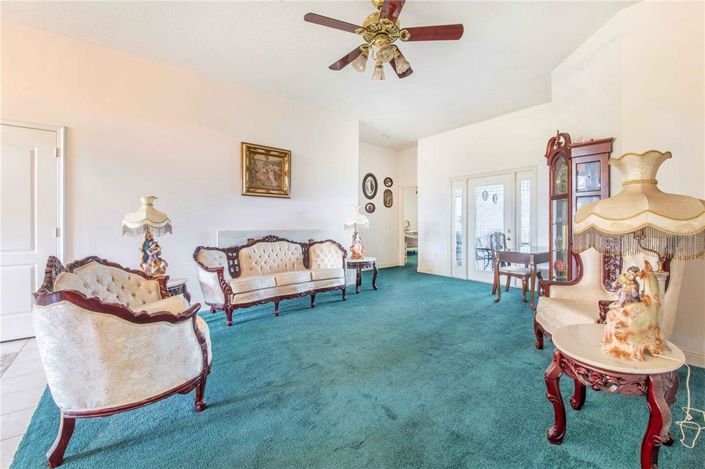 Image No.10-4 Bed House for sale