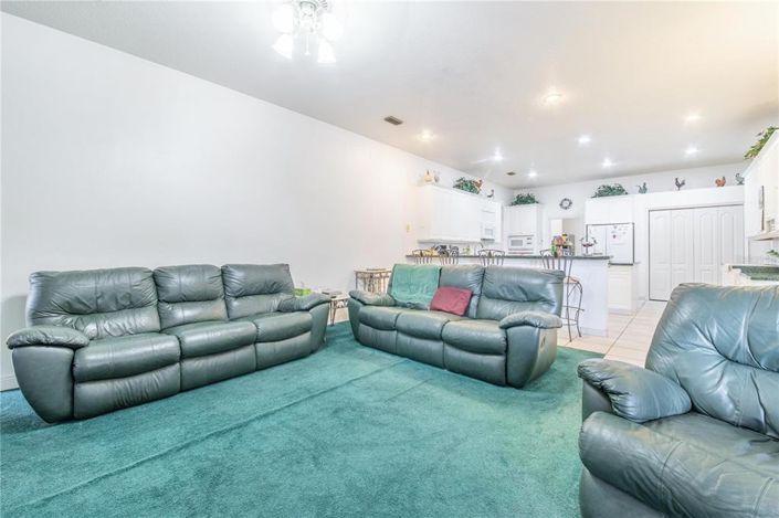 Image No.8-4 Bed House for sale