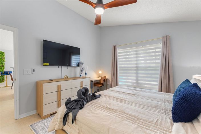 Image No.19-3 Bed House for sale