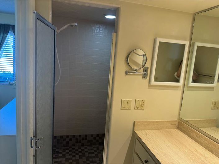 Image No.19-2 Bed Apartment for sale