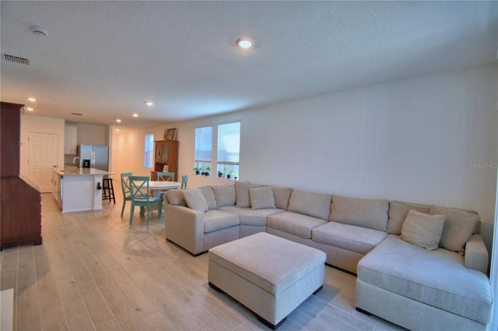 Image No.18-4 Bed House for sale