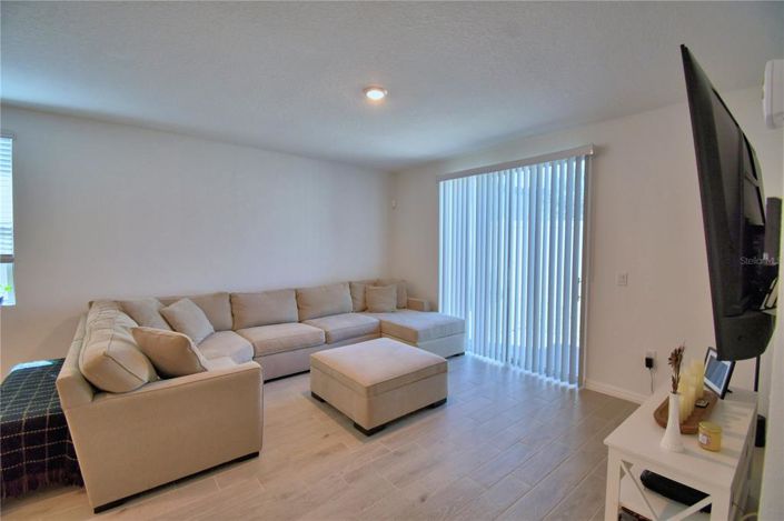 Image No.20-4 Bed House for sale