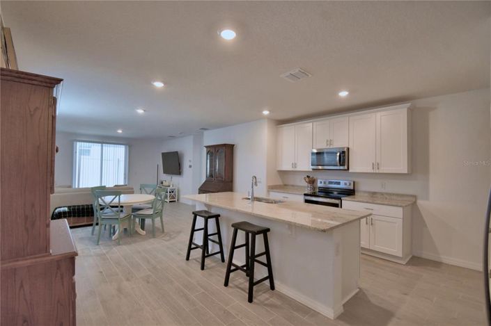 Image No.3-4 Bed House for sale