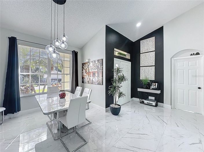 Image No.19-4 Bed House for sale