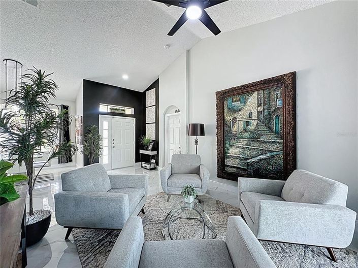 Image No.21-4 Bed House for sale